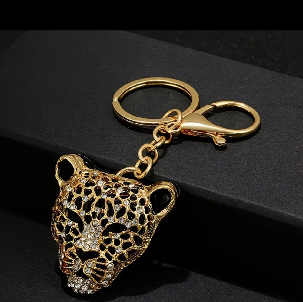 🆕️ GOLD-TONE & BLACK LEOPARD HEAD BAG CHARM OR KEYCHAIN - Picture 7 of 8